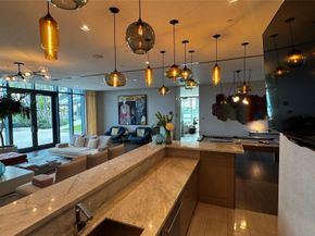 650 NE 32nd St 4307, Miami FL 33137
