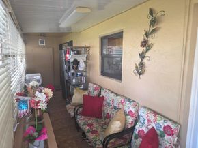 2002 SW Natura Boulevard B, Deerfield Beach FL 33441