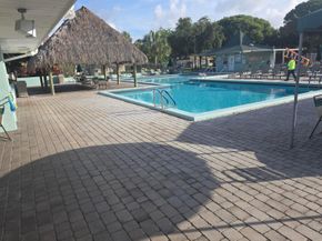 2002 SW Natura Boulevard B, Deerfield Beach FL 33441
