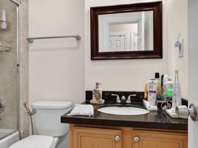 2002 SW Natura Boulevard B, Deerfield Beach FL 33441
