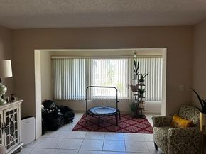 3186 Via Poinciana 306, Greenacres FL 33467