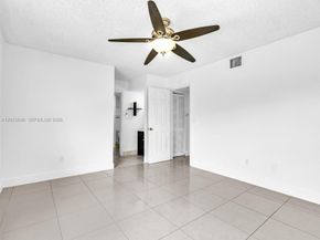 18850 NW 57th Avenue 208, Hialeah FL 33015
