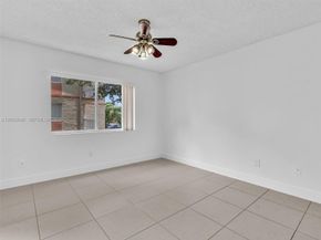 18850 NW 57th Avenue 208, Hialeah FL 33015