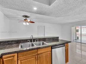 18850 NW 57th Avenue 208, Hialeah FL 33015