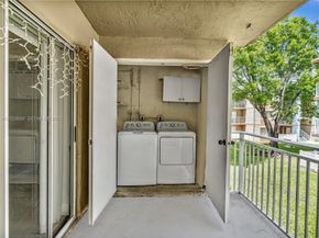18850 NW 57th Avenue 208, Hialeah FL 33015