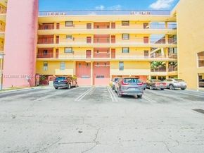 8775 Park Boulevard 309, Miami FL 33172