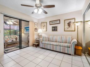 6215 Kings Gate Circle, Delray Beach FL 33484