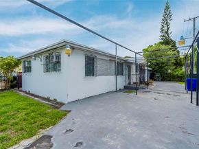 2300 NW 9th Street, Miami FL 33125