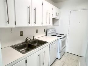 2201 NE 66th Street 1306, Fort Lauderdale FL 33308