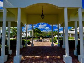 2201 NE 66th Street 1306, Fort Lauderdale FL 33308