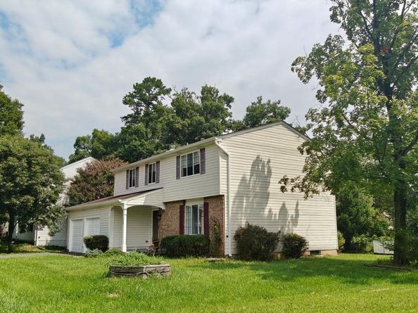 1705 Whitewood Lane, Herndon VA 20170