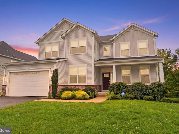 112 Derby Lane, Bensalem PA 19020