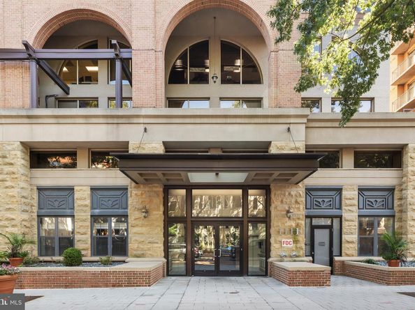 1111 25TH Street NW 923, Washington DC 20037