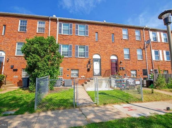 12074 Abby Road, Philadelphia PA 19154