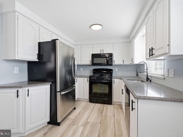 2713 Clayton Street, Philadelphia PA 19152