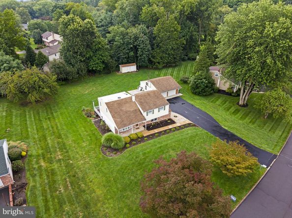 55 Brook Drive, Southampton PA 18966