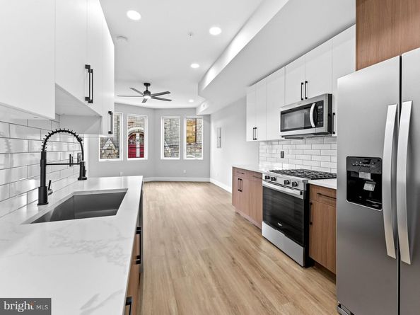 861 N 15TH Street, Philadelphia PA 19130