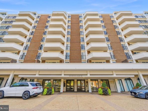 700 7TH Street SW 126, Washington DC 20024