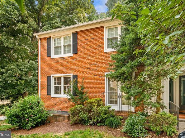 4631 28TH Road S A, Arlington VA 22206