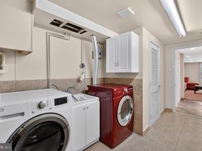 327 Nandina Street, Philadelphia PA 19116
