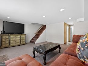 327 Nandina Street, Philadelphia PA 19116