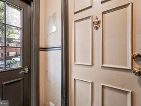 4309 2nd Road N 43091, Arlington VA 22203