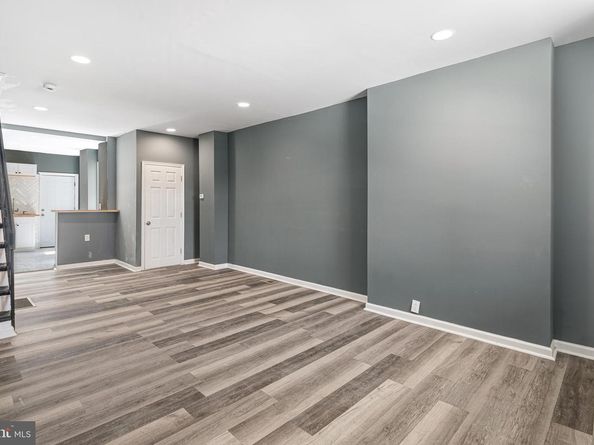 1307 S Hanson Street, Philadelphia PA 19143
