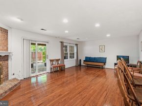 6313 Manchester Way, Alexandria VA 22304