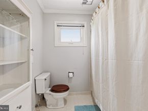 6313 Manchester Way, Alexandria VA 22304