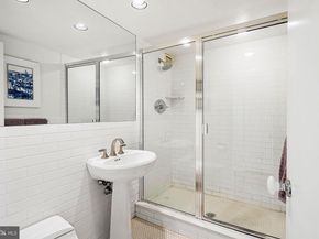 2401 Pennsylvania Avenue 7C51, Philadelphia PA 19130
