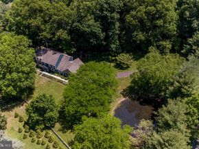2752 N Sugan Road, New Hope PA 18938