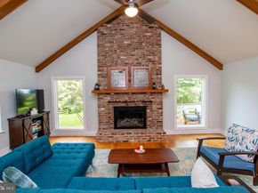 2752 N Sugan Road, New Hope PA 18938
