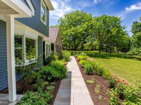 2752 N Sugan Road, New Hope PA 18938