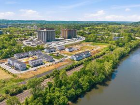 207 River Trail Circle 49, King Of Prussia PA 19406