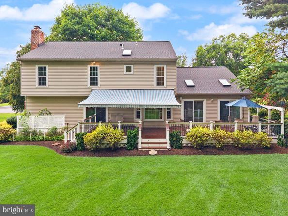 2711 Mustang Drive, Herndon VA 20171