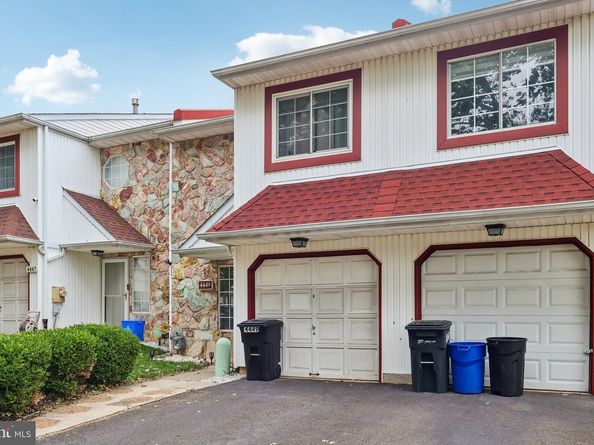 4449 Ernie Davis Circle, Philadelphia PA 19154