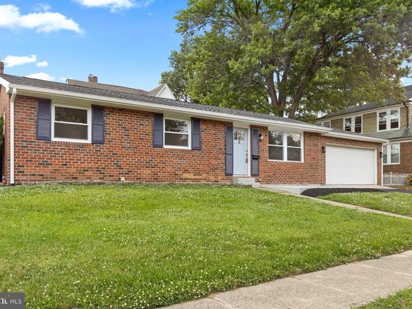 6 N Scott Avenue, Glenolden PA 19036