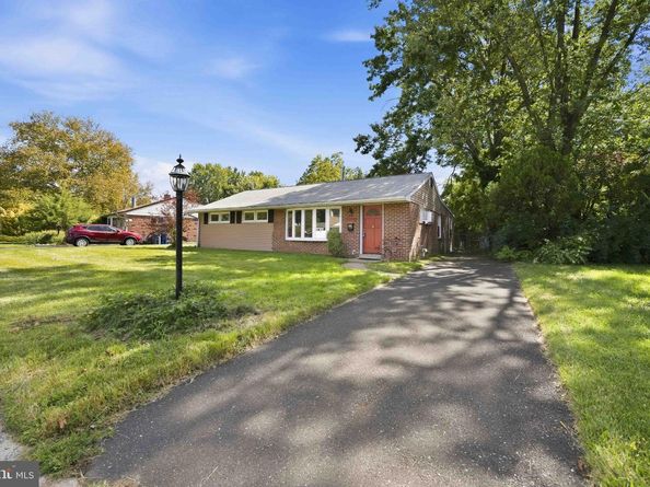 2806 Anzac Avenue, Abington PA 19001