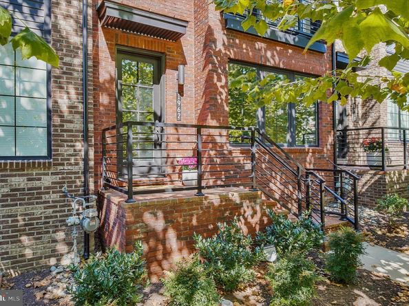 1962 Roland Clarke Place, Reston VA 20191