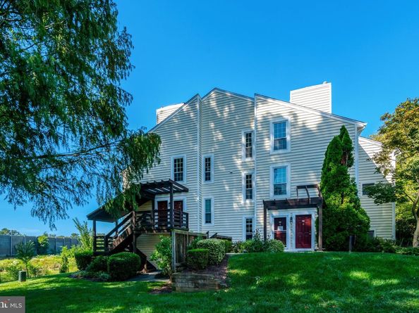 10107 Oakton Terrace Road, Oakton VA 22124