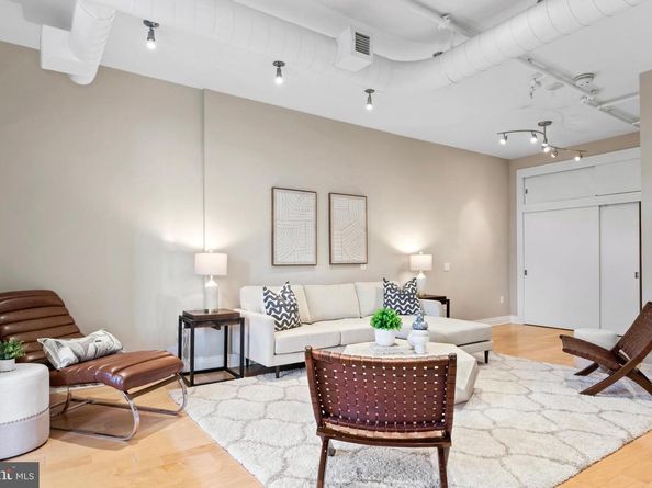 811 4TH Street NW 1011, Washington DC 20001