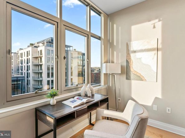 811 4TH Street NW 1011, Washington DC 20001