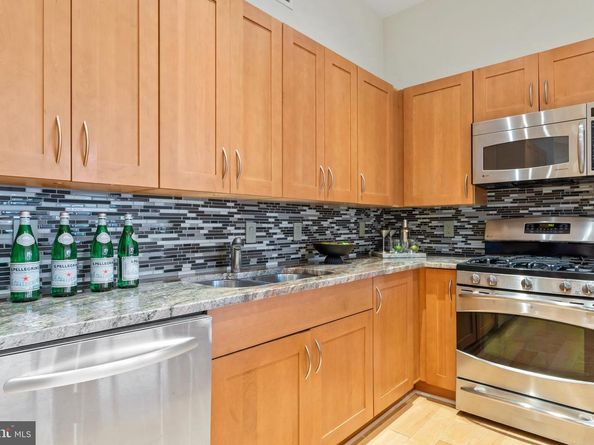 811 4TH Street NW 1011, Washington DC 20001