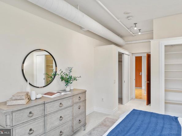 811 4TH Street NW 1011, Washington DC 20001