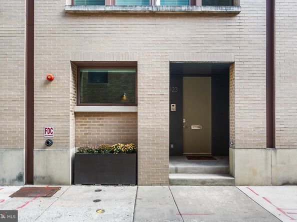 123 S Van Pelt Street, Philadelphia PA 19103