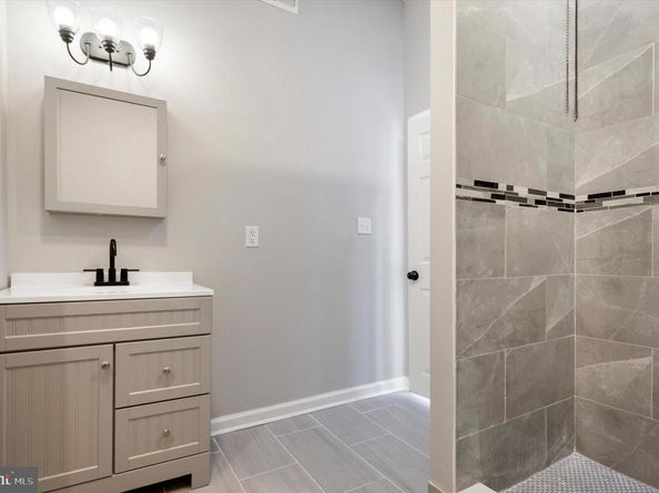 621 N 63rd Street, Philadelphia PA 19151