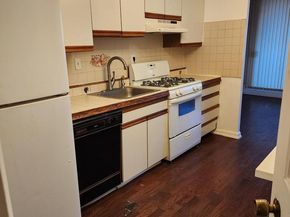 3900 Ford Road 18R, Philadelphia PA 19131