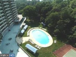 3900 Ford Road 18R, Philadelphia PA 19131