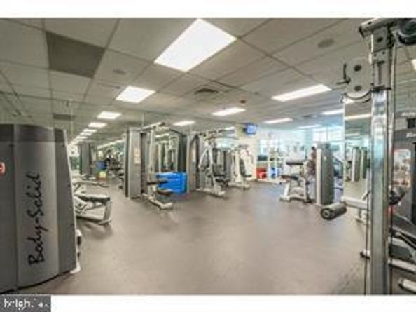 3900 Ford Road 18R, Philadelphia PA 19131