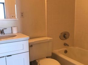 210 Locust Street 29EFW, Philadelphia PA 19106